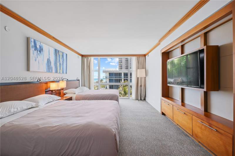 2 bedroom Condominium at 6801 Collins Ave 516, Central Carillon Beach Co, Miami Beach — photo 5