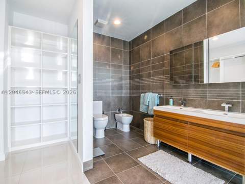 2100 Park Ave 406, Miami Beach FL - photo 6 of 24