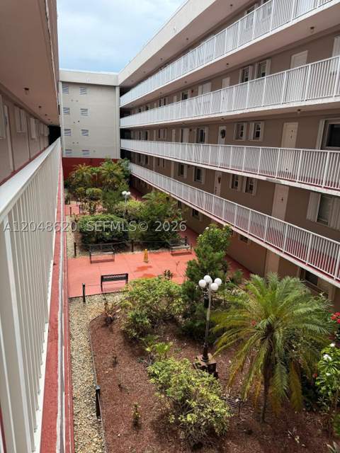 600 NW 32nd Pl 312, Miami FL - photo 8 of 8