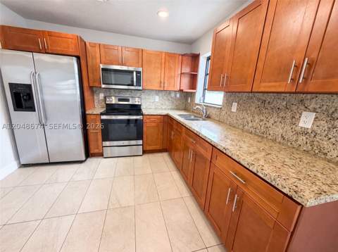 8340 NW 22nd Pl, Miami FL - photo 9 of 22