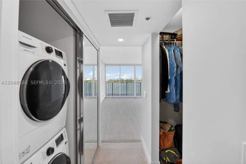7601 E Treasure Dr 2319, North Bay Village FL - photo 18 of 51