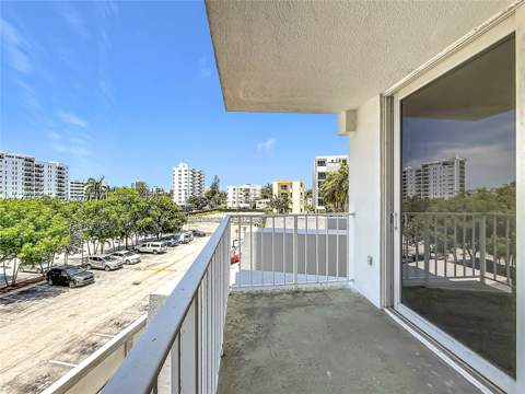 1228 West Ave 208, Miami Beach FL - photo 12 of 16
