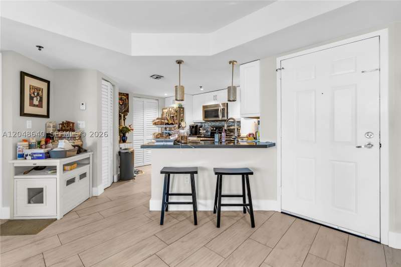 2 bedroom Condominium at 2351 Douglas Rd 1101, Gables Terrace Condo, Miami — photo 2