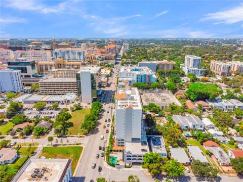 2351 Douglas Rd 1101, Miami FL - photo 20 of 24