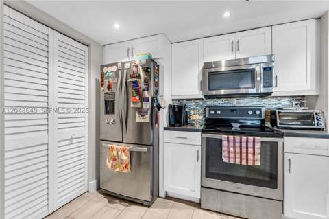 2351 Douglas Rd 1101, Miami FL - photo 7 of 24
