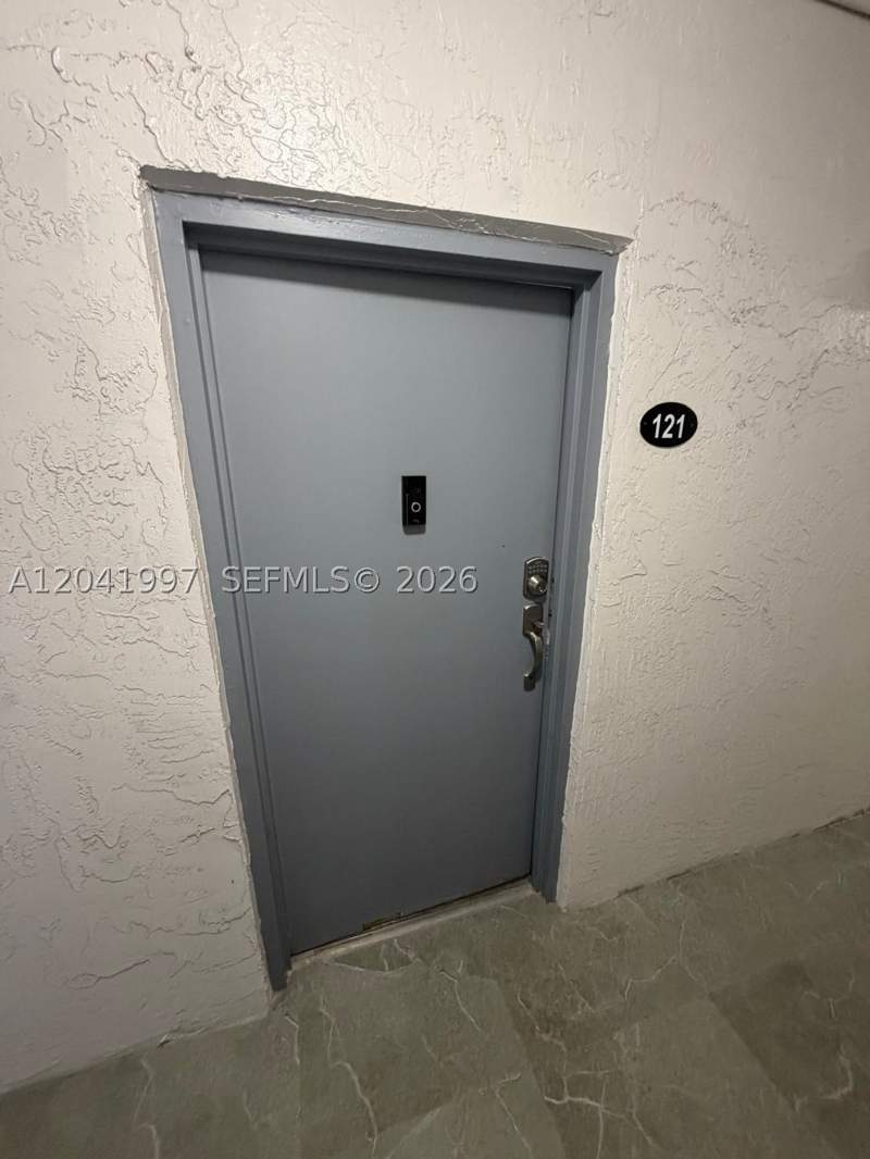 1 bedroom Condominium at 9520 SW 8th St 121, La Fuente Condo, Miami — photo 5