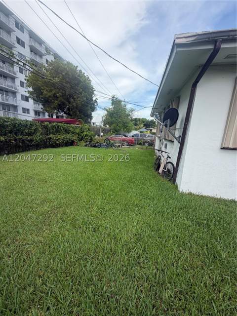 1258 NE 109th St, Miami FL - photo 7 of 11