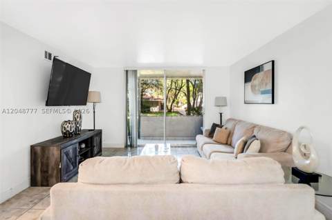 8501 NW 8th St 110, Miami FL - photo 10 of 21