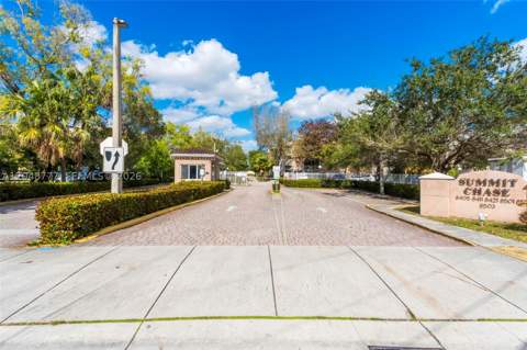8501 NW 8th St 110, Miami FL - photo 17 of 21