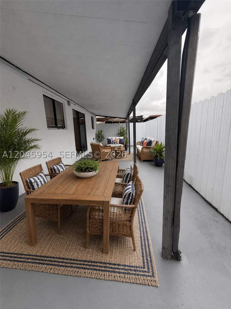 3 bedroom SingleFamilyResidence at 10364 NW 128th Ter, Gardens Of El Jardin Sec, Hialeah Gardens — photo 5