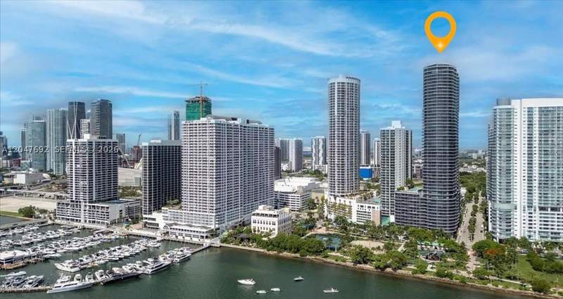 1 bedroom StockCooperative at 488 NE 18th St 1806, Aria On The Bay Condo, Miami — photo 2