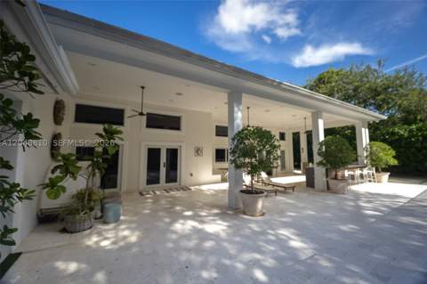 9805 sw 90th ave, Kendall FL - photo 14 of 79