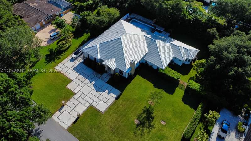 5 bedroom SingleFamilyResidence at 9805 sw 90th ave, Ridgewood, Kendall — photo 5