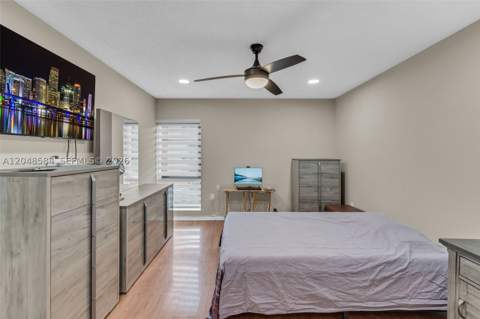 4715 NW 7th St 306-2, Miami FL - photo 11 of 27