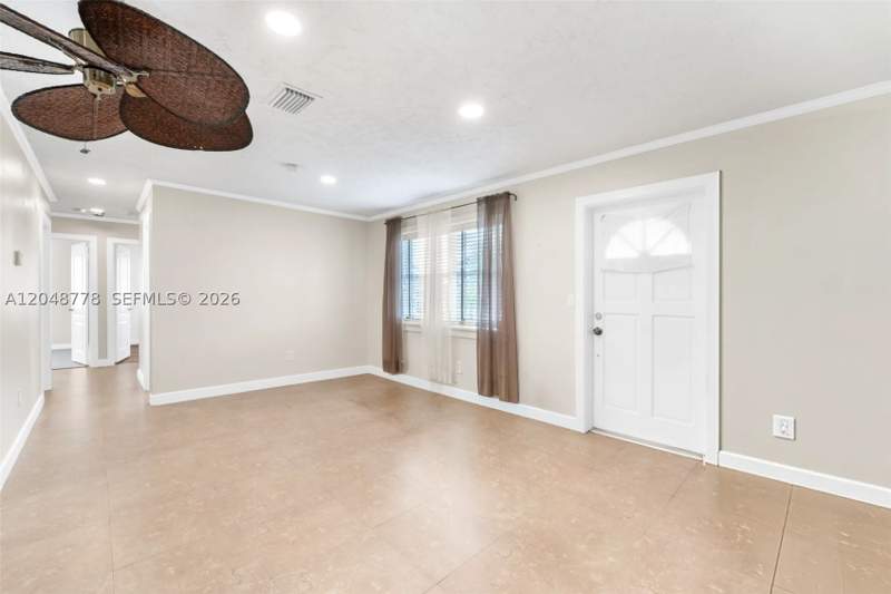 5 bedroom SingleFamilyResidence at 1759 W Mowry Ct, Avocado Villas, Homestead — photo 3