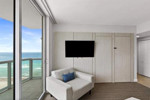 18683 Collins Avenue 1403, Sunny Isles Beach FL - photo 8 of 34