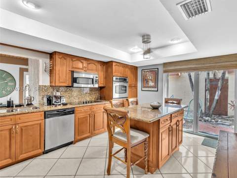 4224 SW 148th Pl, Miami FL - photo 12 of 34