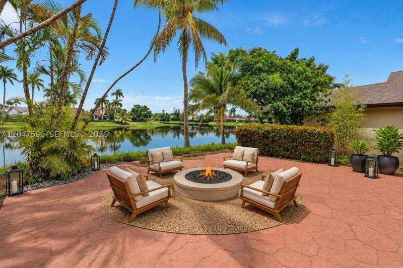 2 bedroom SingleFamilyResidence at 4224 SW 148th Pl, Lakes Of The Meadow Patio, Miami — photo 2
