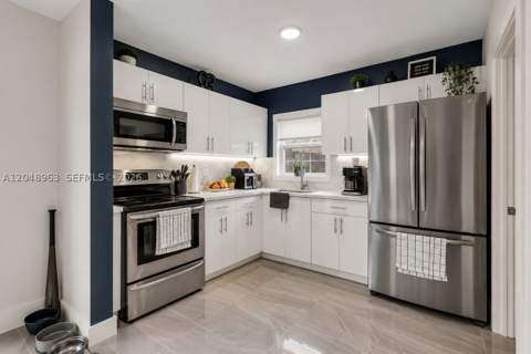 14404 SW 105th Ct, Miami FL - photo 18 of 31