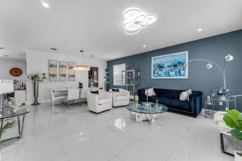 4 bedroom SingleFamilyResidence at 1810 SW 144th Ave, J G Heads Farms Sub, Miami — photo 4