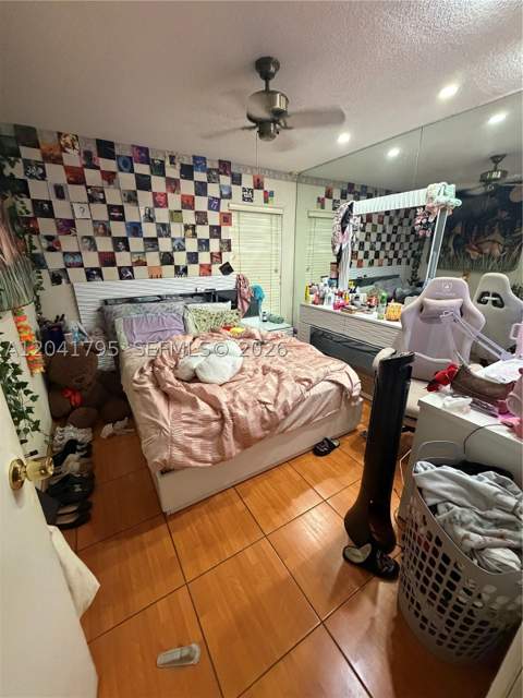 11511 SW 83rd Ter, Miami FL - photo 11 of 17