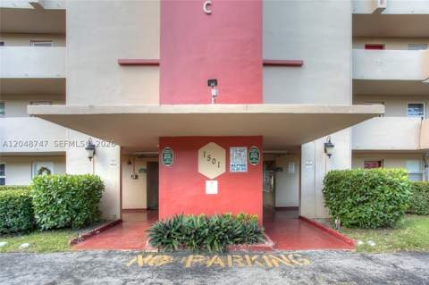 1501 NE 191st St C106, Miami FL - photo 10 of 11