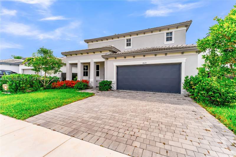 4 bedroom SingleFamilyResidence at 16125 SW 149th Ave, Salerno, Miami — photo 3