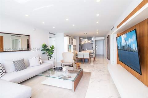 17375 Collins Ave 701, Sunny Isles Beach FL - photo 10 of 42