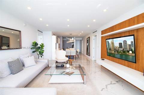 17375 Collins Ave 701, Sunny Isles Beach FL - photo 7 of 42