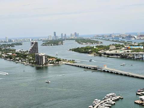488 NE 18th Street Apt 3508, Miami FL - photo 15 of 17