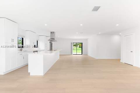 18451 SW 90th Ave, Cutler Bay FL - photo 14 of 52