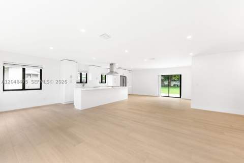 18451 SW 90th Ave, Cutler Bay FL - photo 17 of 52
