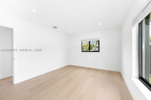 18451 SW 90th Ave, Cutler Bay FL - photo 18 of 52