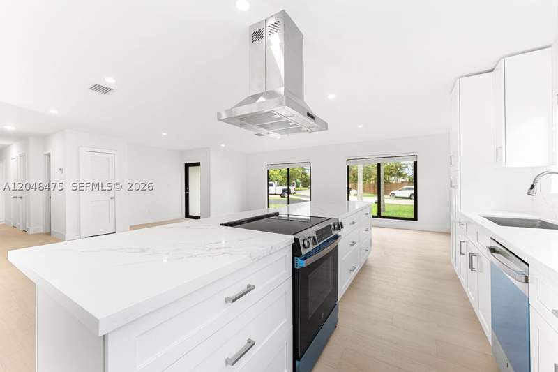 4 bedroom SingleFamilyResidence at 18451 SW 90th Ave, Bel Aire Sec 15, Cutler Bay — photo 4