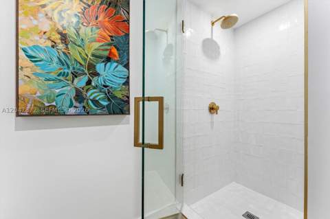 90 NE 32nd St 405, Miami FL - photo 19 of 58
