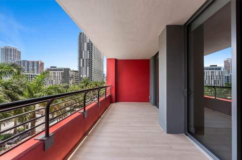 90 NE 32nd St 405, Miami FL - photo 23 of 58