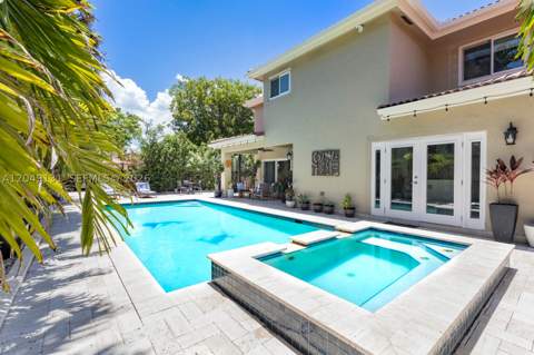 11035 NW 47th Ln, Doral FL - photo 15 of 25