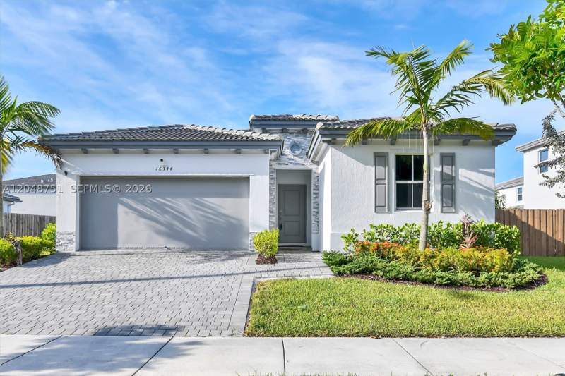 4 bedroom SingleFamilyResidence at 16344 SW 290th St, Paradise Pines, Homestead — photo 2