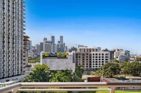 90 NE 32nd 727, Miami FL - photo 16 of 71