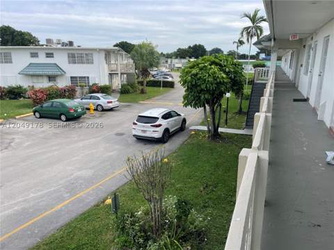 20120 NE 2nd Ave W28, Miami Gardens FL - photo 19 of 19