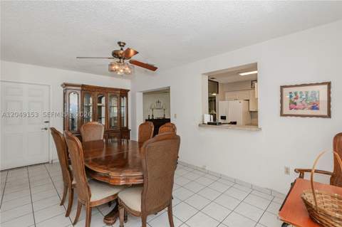 292 W 39th Pl, Hialeah FL - photo 14 of 39