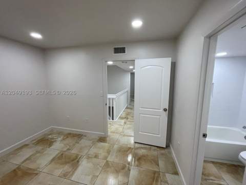 13037 SW 88th Ln 204A, Miami FL - photo 7 of 9
