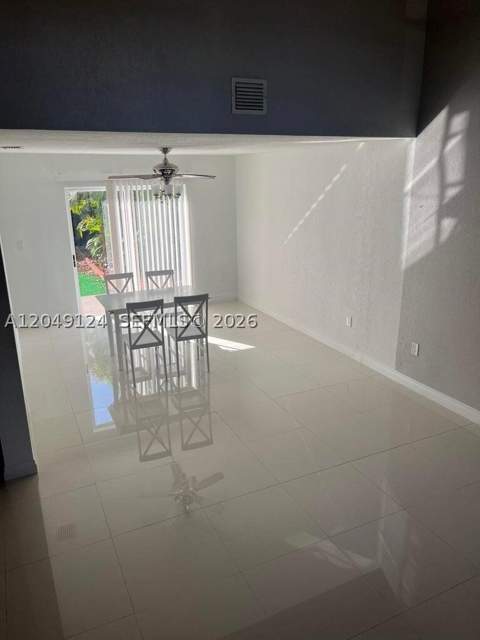12948 NW 10th St, Miami FL - photo 8 of 40