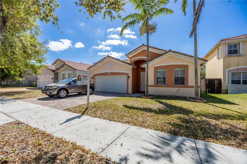 4 bedroom SingleFamilyResidence at 10770 SW 245th St, Villas Del Campo Sub, Homestead — photo 2