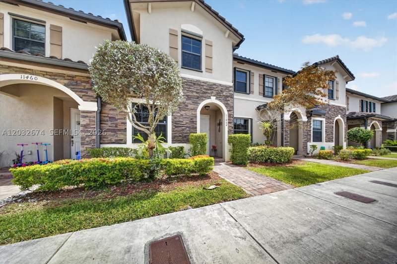 3 bedroom Townhouse at 11464 SW 248th Ln, Coco Palm Estates, Homestead — photo 4