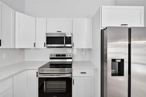 14412 SW 115th St, Miami FL - photo 12 of 40