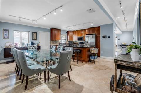 114 SW SW 57th Ct, Miami FL - photo 9 of 38