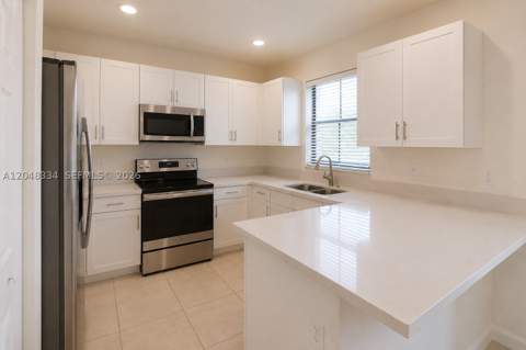 10934 W 33rd Way, Hialeah FL - photo 10 of 26