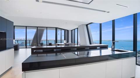 1000 Biscayne Blvd 4401, Miami FL - photo 13 of 44