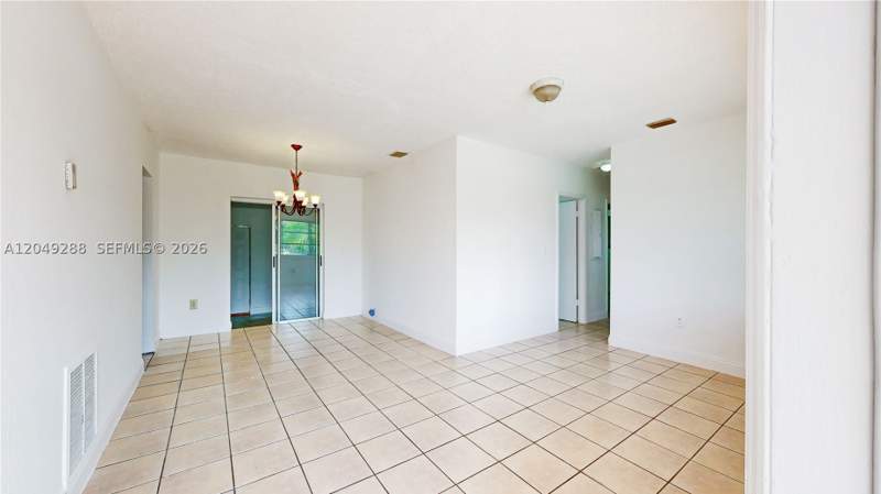3 bedroom SingleFamilyResidence at 15611 SW 296th St, Leisurewood Mnr Sec 1, Homestead — photo 5